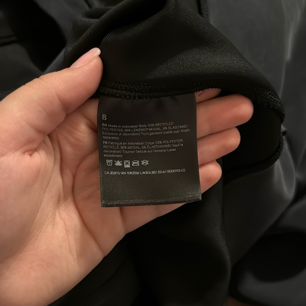 Lululemon soft stream perfectly oversized cropped crew!!